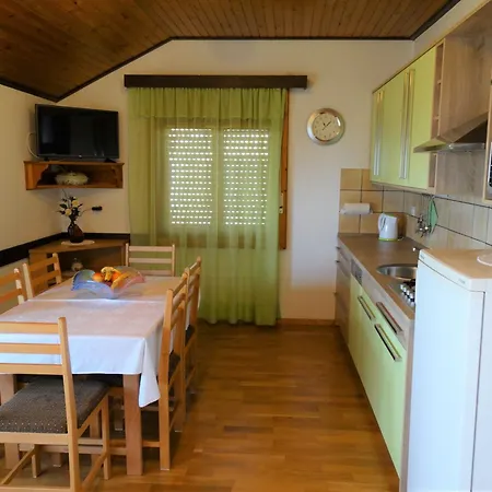 30080 - Libuska Apartment *
